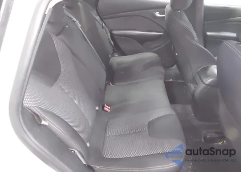 2015 Dodge Dart Sxt z USA, uszkodzony, nr VIN 1C3CDFBB1FD431827